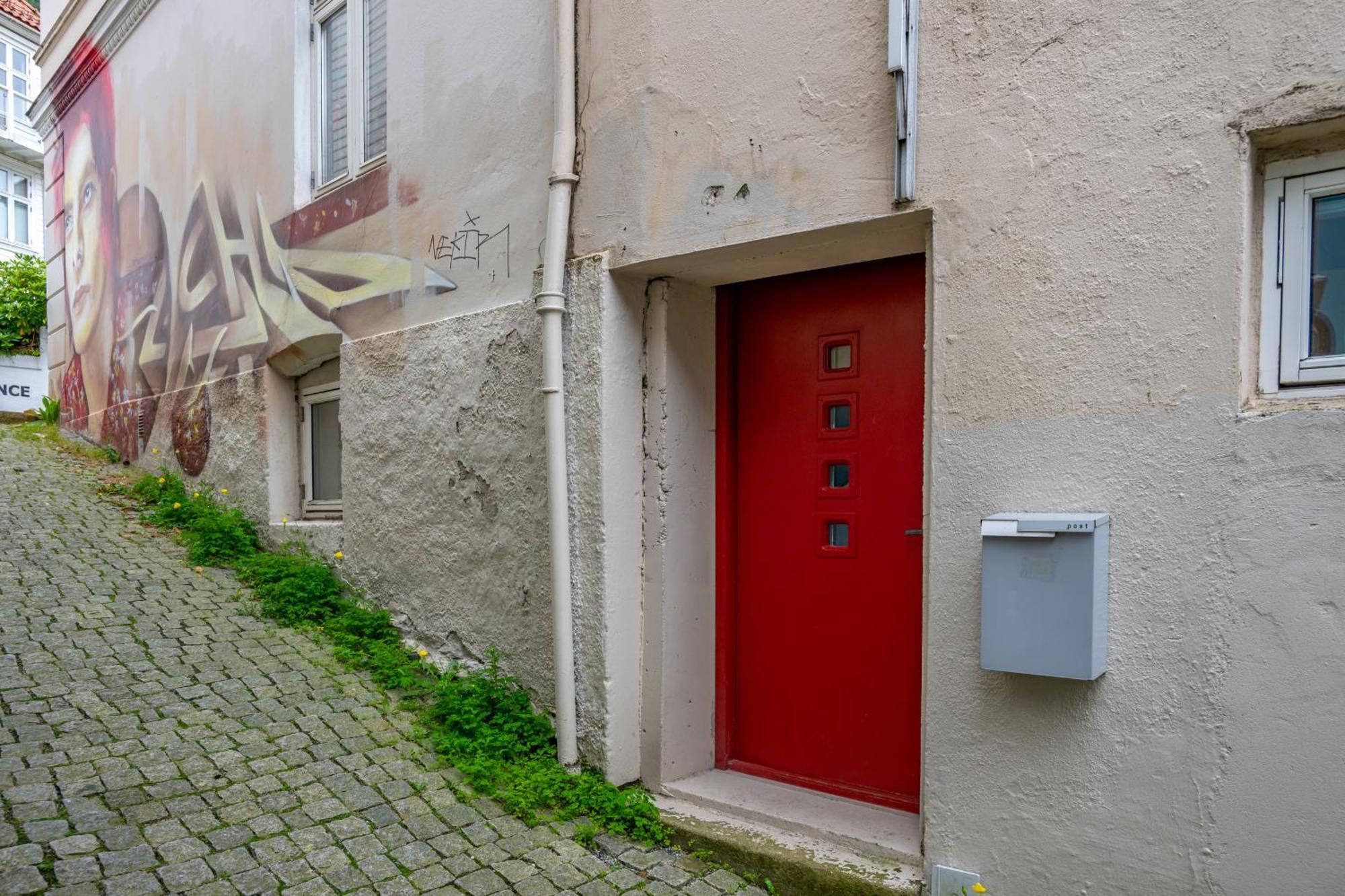 Charming 200m From Bryggen Leilighet *
